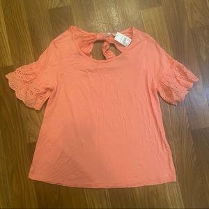 NWT Medium Cato Ruffle Sleeve Top